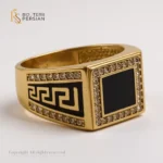 Inel bărbătesc Royal din aur galben, decorat cu email colorat și pietre zirconiu