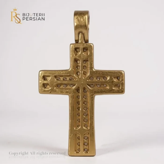 Pandantiv crucifix din aur galben cu pietre zirconiu elegante