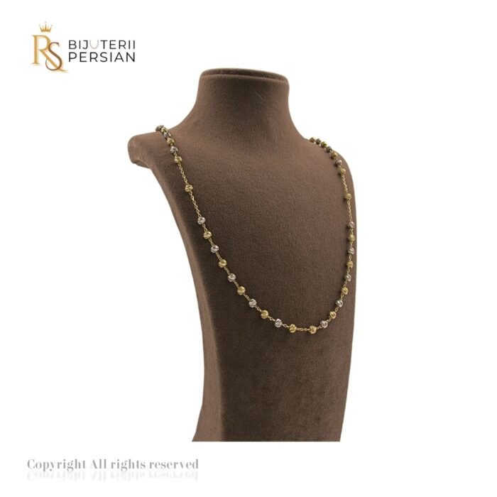 Lănțișor fin din aur galben și alb cu bile – bijuterie clasică și elegantă pentru orice ocazie.
