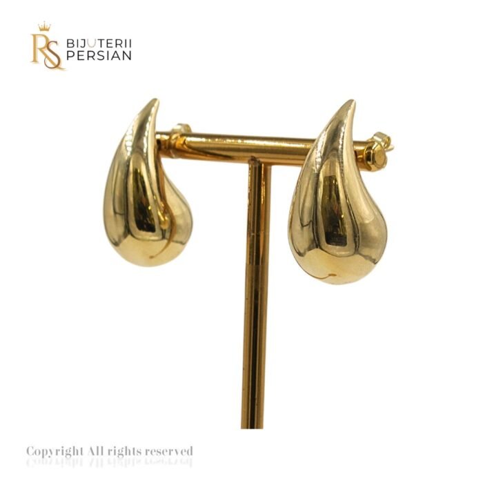 Cercei în formă de picătură din aur galben lucios, design elegant și modern pentru orice ocazie.
