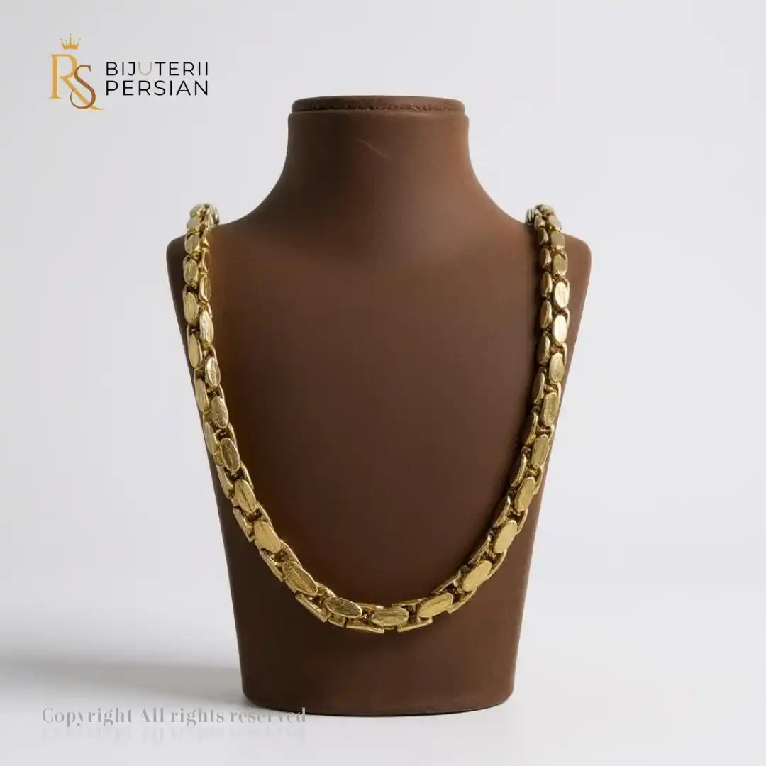 Lant Aur Galben 14K Design Lat Frunze Ovale (1) Lant aur galben 14K cu zale late ovale, design impunător și strălucire puternică