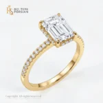 Inel aur galben emerald cut din aur 14K cu cristal central dreptunghiular si sina incrustata cu zirconiu