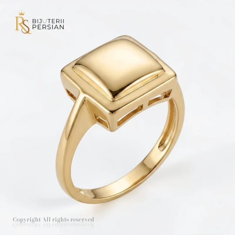 Inel aur galben patrat din aur 14K cu coroana piramidala si cadru geometric fara pietre