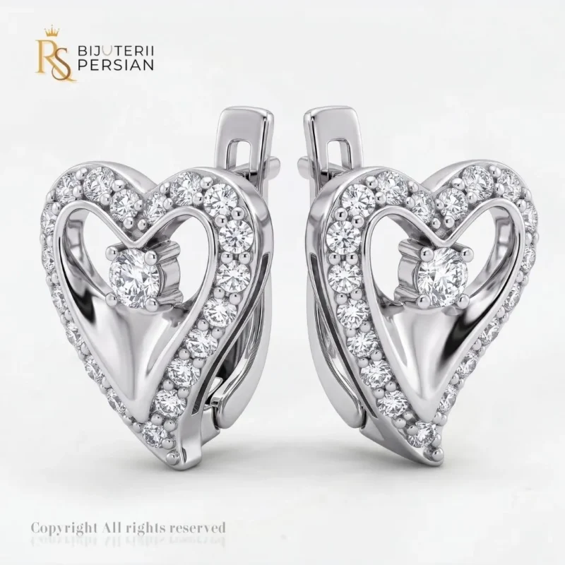 Cercei aur alb inima cu zirconiu din aur 14K cu contur in forma de inima pavat si cristal central suspendat