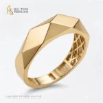 Inel aur galben lat cu fatete geometrice polygonal din aur 14K fara pietre cu suprafete polizate tridimensionale