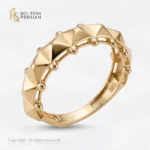 Inel aur galben tip piramidal studs din aur 14K fara pietre cu suprafete geometrice polizate