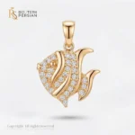 Pandantiv aur galben peste cu zirconiu din aur 14K cu dungi sculptate alternate cu cristale stralucitoare si anou polizat