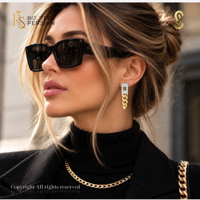 Cercei aur galben 14K Monaco Pave Drop cu lant atarnator si pietre zirconiu cu sigla Monaco