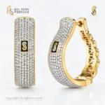 Cercei aur galben 14K Monaco Pave Hoops originali incrustati cu pietre zirconiu si sigla Monaco